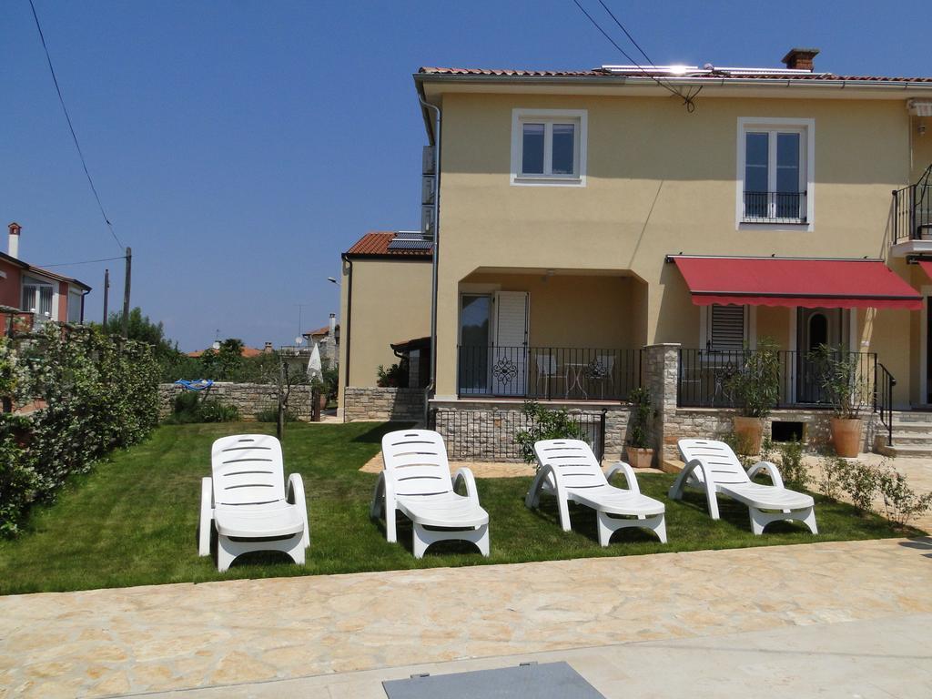 Apartments Villa Ela Umag Eksteriør billede